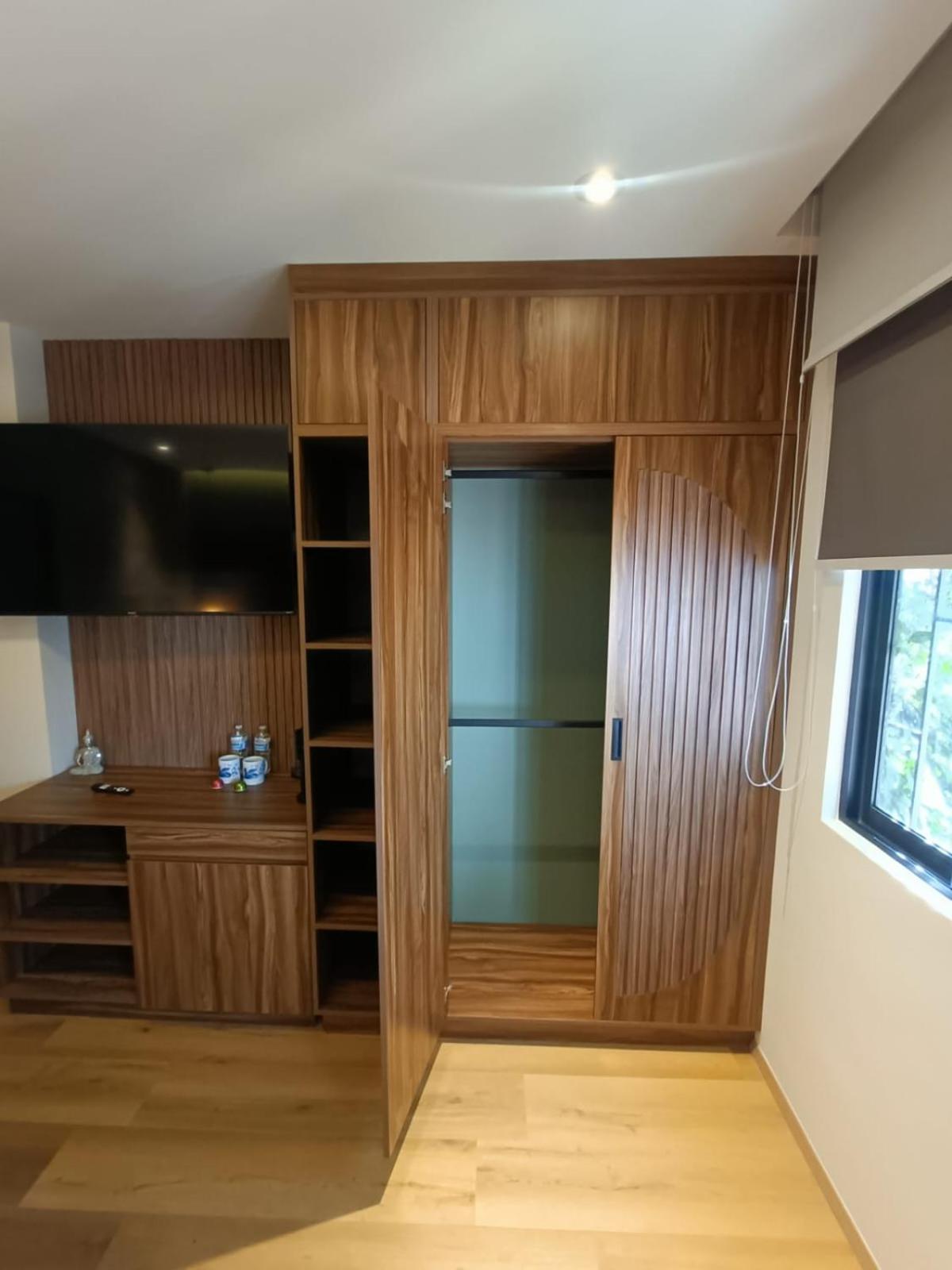 Eugenio Suetes Hotel Мексико Сити Стая снимка